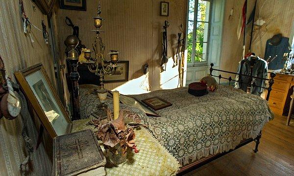 4. Hubert Rochereau’nın yatak odası, Belabre - Fransa