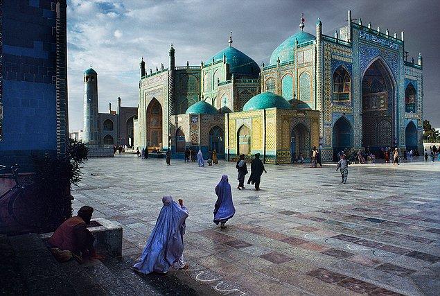 13. Hazreti Ali Camii (Mavi Camii), Afganistan