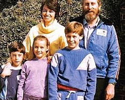 Altına Caps Yapılan O Fotoğraf, Aslında Martin Pistorius'a Aitti. Ve Onun Yaşamı Zorlu Bir Yaşamdı.