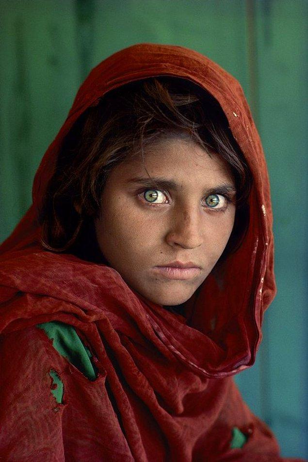 22. Afghan Girl, Pakistan, 1984, Steve McCurry