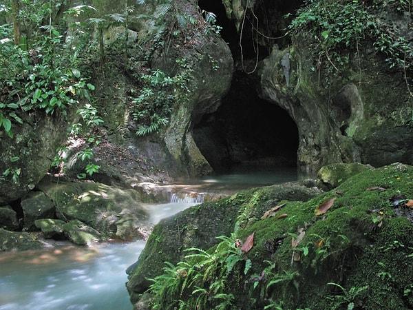 24. Belize'deki Actun Tunichil Muknal Mağarası'nın derinliklerinde keşfedilecek binlerce yıllık sırlar sizi bekliyor.