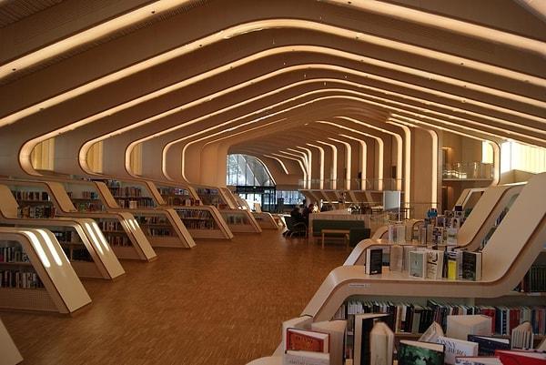 11. Norveç’te bir kitap yayınlarsanız, ülke genelindeki kütüphanelere göndermek için hükümet 1000 kopya satın alacaktır.