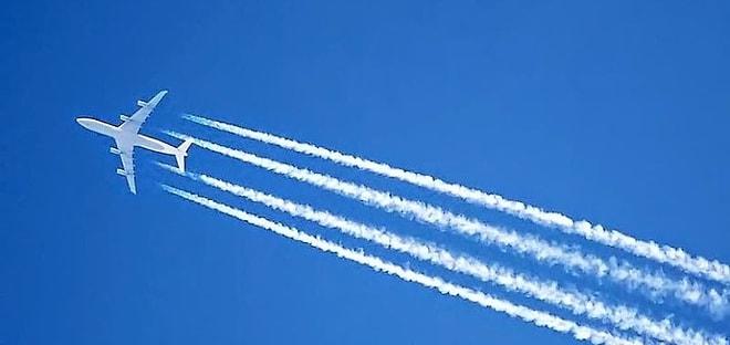 Uçaklar Arkalarında Neden Bulut Bırakıyor?
