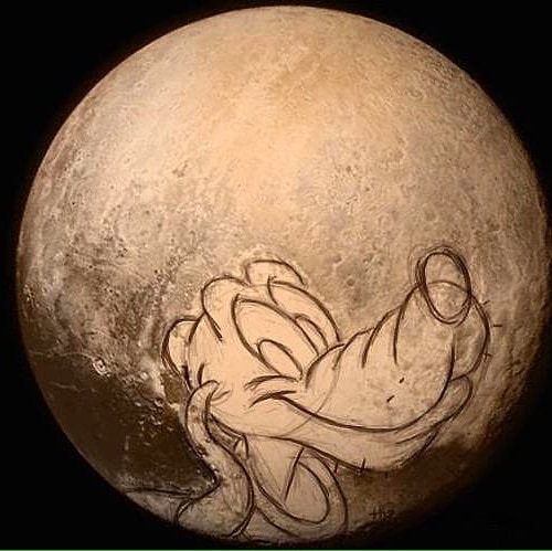 Peki Pluto'nun Pluto'ya benzemesi?