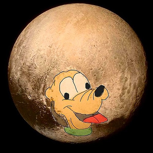 Pluto'ya baya baya her haline benziyor.