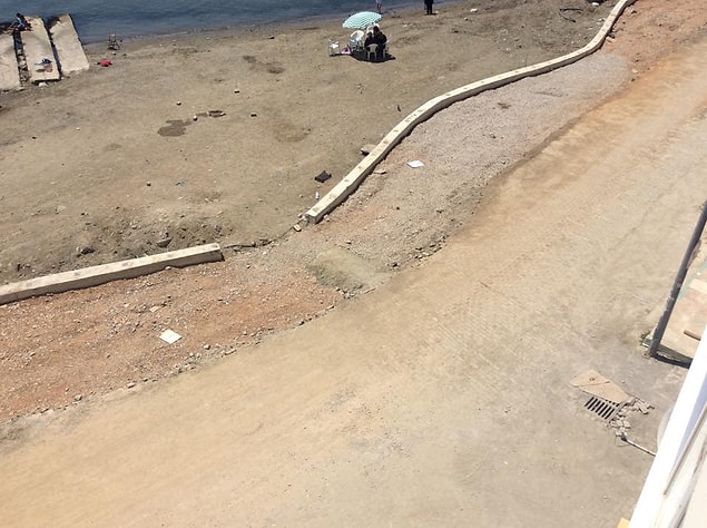 5. Kum, toprak, asfalt, beton derken her yıl önünüzde duran yol daha da kötü bir görünüme ulaşır.