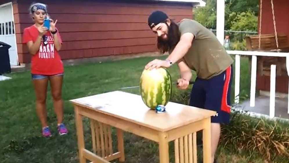 Önceki Hayatında Kesinlikle Orta Çağda Bir Savaşçı Olmayan 14 Kılıç Sevdalısı