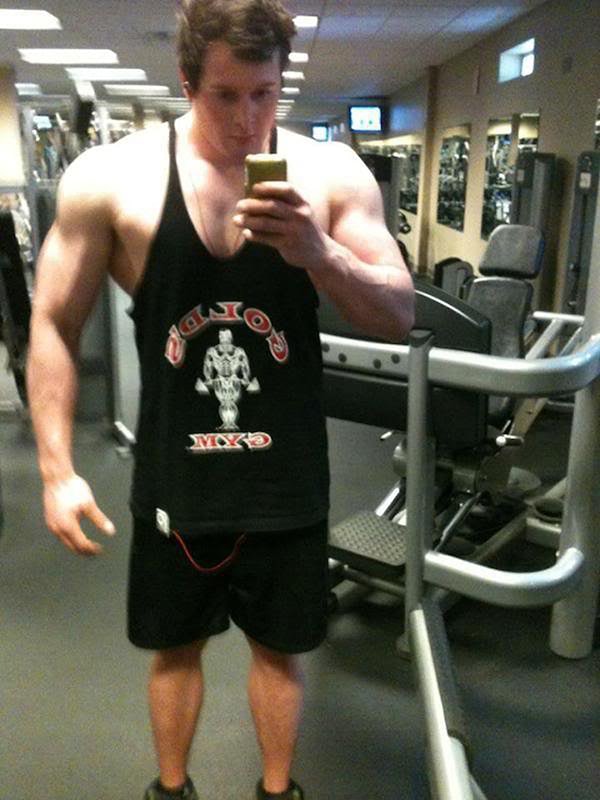 1. Hacimli kollarına hacim katarken, bacaklarını unutup unutmayacağını düşünerek strese girmezsiniz.