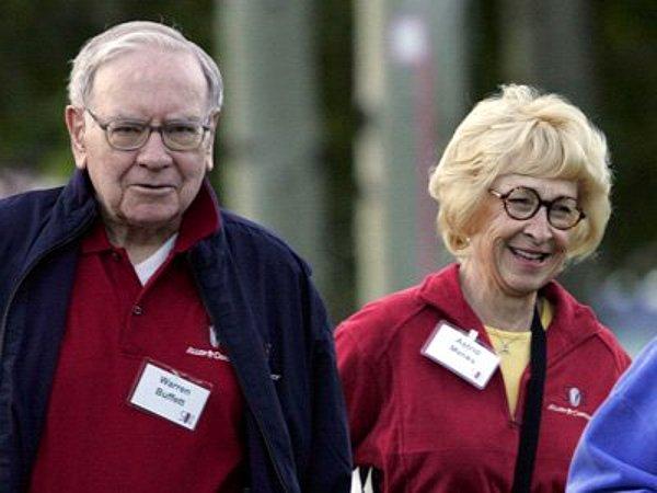 3. Warren Buffett ve Astrid Menks - 65 milyar dolar
