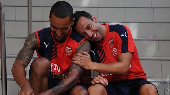 Arsenal, Walcott ve Cazorla ile Nikah Tazeledi