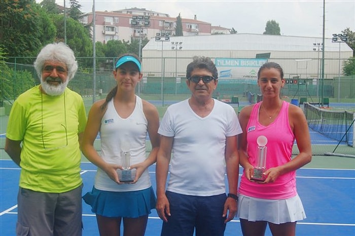 Uluslararası Kadınlar Tenis Turnuvası'nın Kazananı Melis Sezer