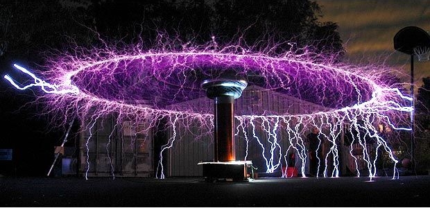 Hayatımızda Yer Alan Tüm Teknolojilerde İmzası Olan Nikola Tesla'nın 10