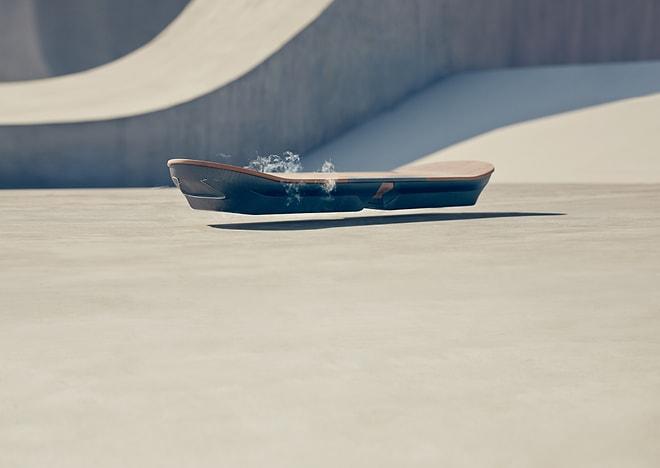 Lexus Hoverboard Gerçek! Peki Uçan Kaykay Geleceğe Dönüş’teki Kadar Gerçek mi?