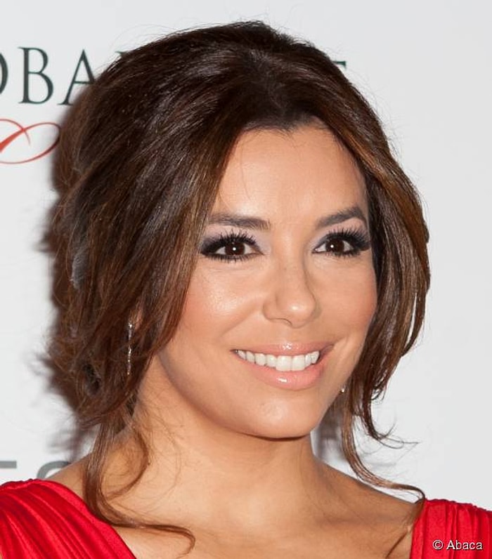 Esmer Cazibe: 10 Dakikada Eva Longoria Makyajı