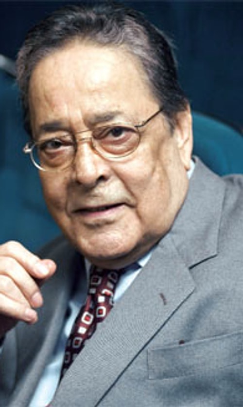 Gazanfer Özcan
