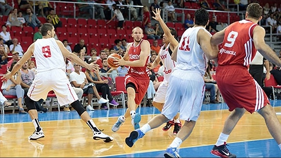 12 Dev Adam, Tunus'u Farklı Geçti