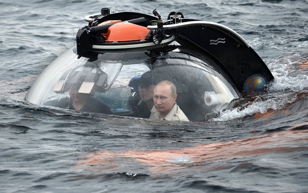 Putin Karadeniz'in Derinliklerine Daldı