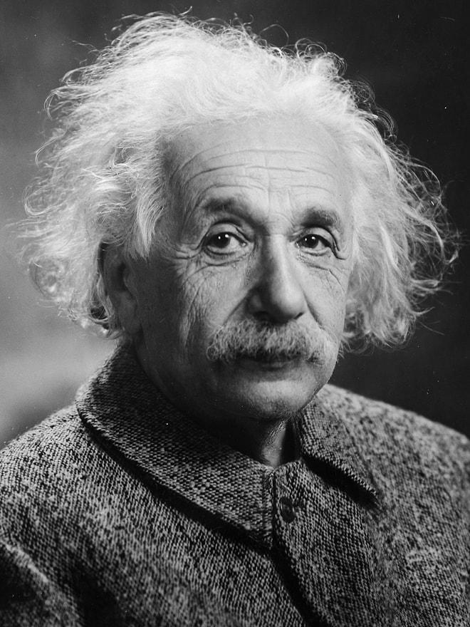 Albert Einstein ile GELECEĞE NASIL GİDİLİR ?