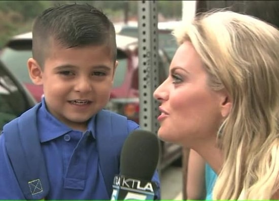 Muhabirin Okulun İlk Gününde 'Anneni Özleyecek misin?' Sorusuna İçerlenip Ağlayan Çocuk