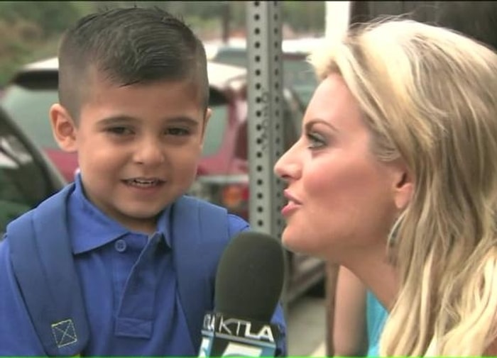 Muhabirin Okulun İlk Gününde 'Anneni Özleyecek misin?' Sorusuna İçerlenip Ağlayan Çocuk