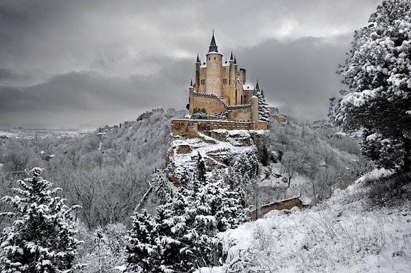 9. Alcázar de Segovia - İspanya