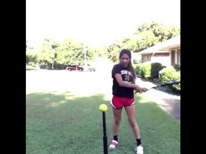 Beyzbol Sopası ile Harikalar Yaratan Kadın