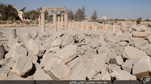 IŞİD, Palmyra'daki Tapınağın Yıkılma Anını Yayınladı