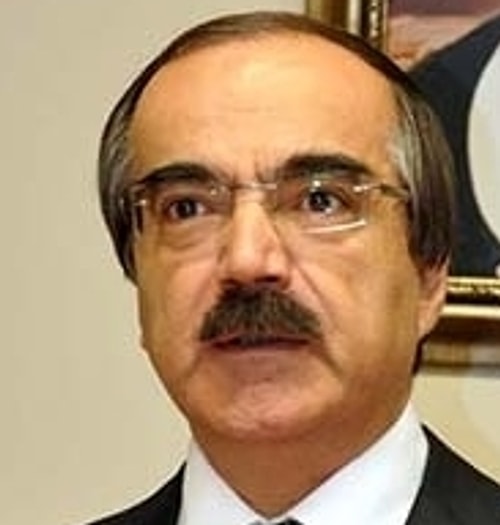 Vali Hüseyin Avni Coş