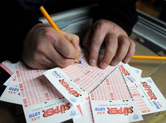 Süper Loto'nun Bugüne Kadar Tek Kişiye Vermiş Olduğu En Büyük 13 İkramiye