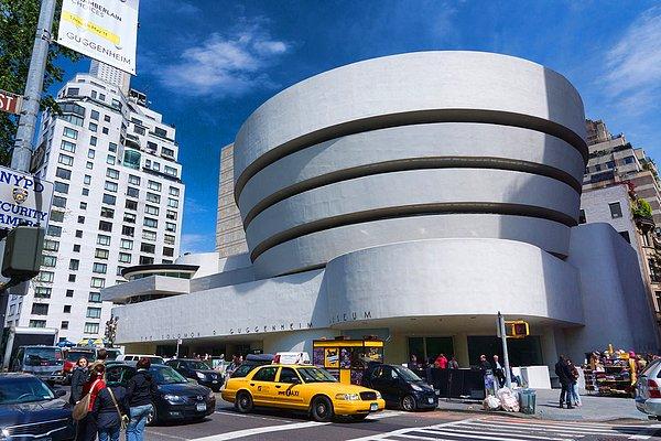 19. Solomon R. Guggenheim Müzesi – New York