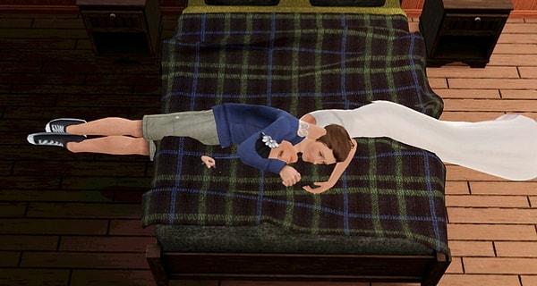1. Sims dünyası için çok normal bir gerdek gecesi