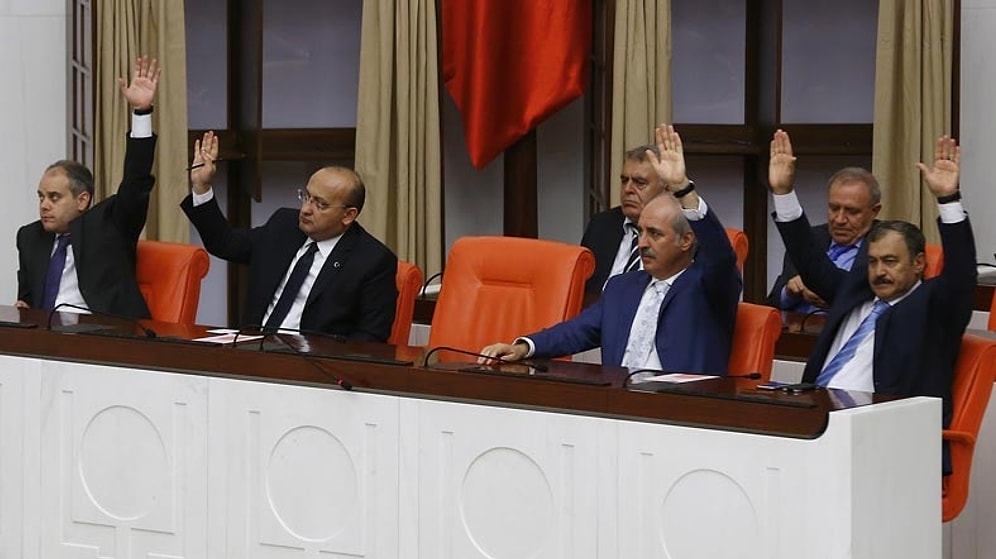 Irak ve Suriye Tezkeresi Meclis'ten Geçti