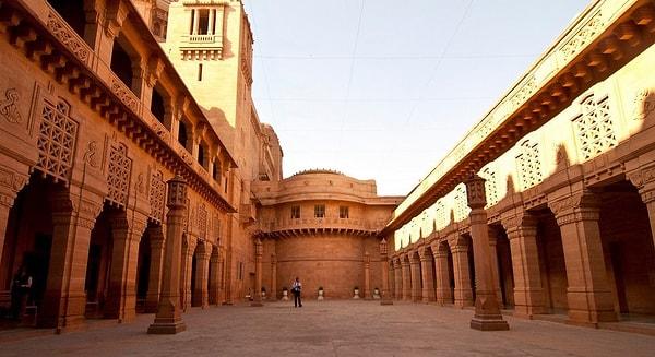 1. Umaid Bhawan Sarayı, Jodhpur