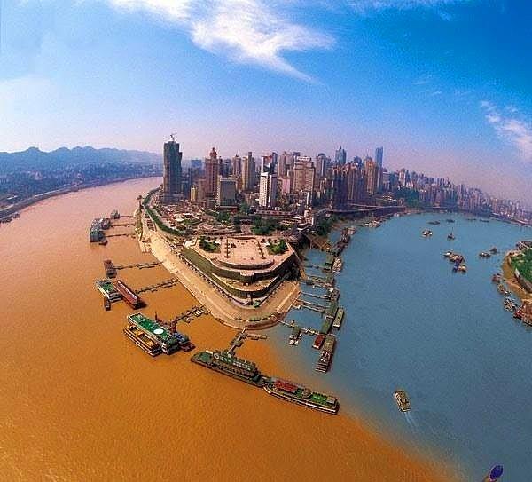 1. Jialing ve Yangtze nehirlerinin birleşmesi, Çin