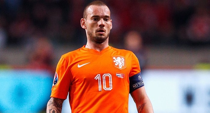 Sneijder: "Türkiye'de Oynayacağımız Maç İçin Üzerimde Baskı Hissetmiyorum"