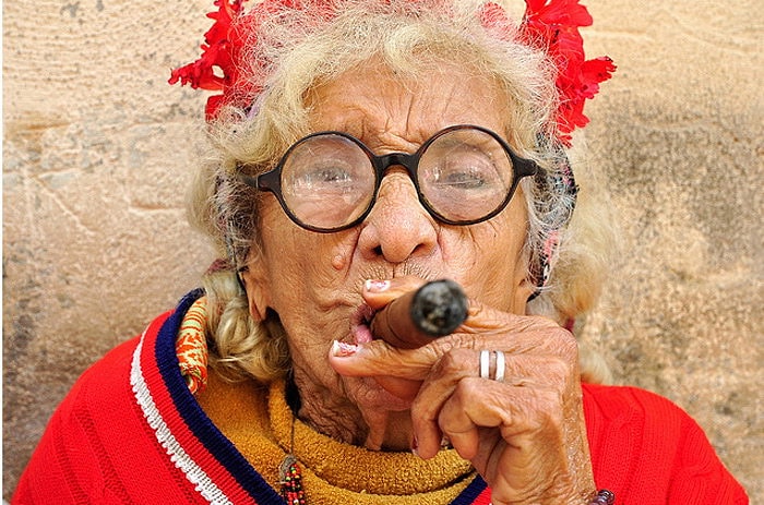 O Bir Fenomen: Küba'nın En Entelektüel Babaannesi Graciela Gonzalez