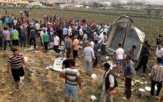 Tarım İşçilerini Taşıyan Araç Devrildi: 6 Ölü, 39 Yaralı