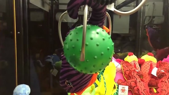 Oyuncak Kapma Makinesi Bir Kişinin Daha Hayallerini Yıktı