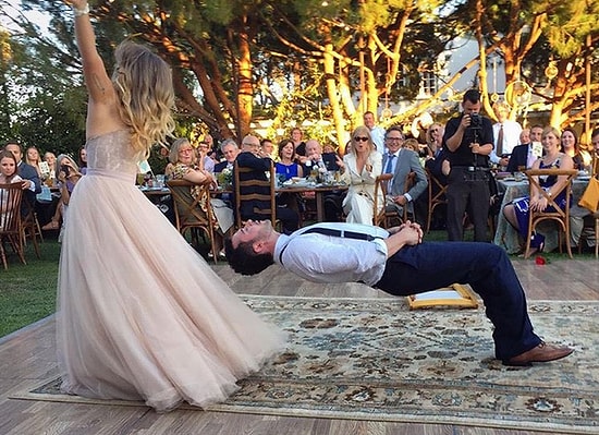 Sihirbaz Damattan İlk Dansta Büyüleyici Koreografi