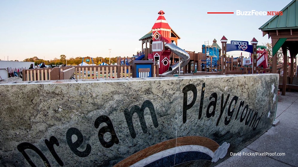 Tekerlekli Sandalyeli Çocuklar İçin Oyun Alanı "Rüya Bahçesi"