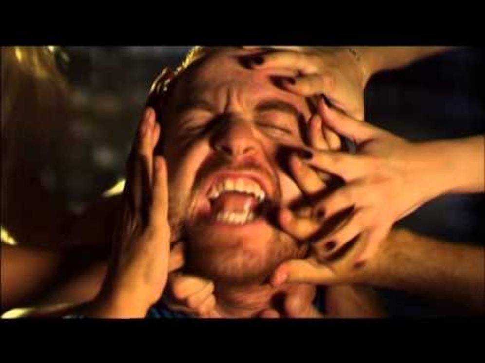 Paraşüt Açılmayınca Söylenmeyi Bırakıp da Söyleyebileceğiniz 19 Şarkı