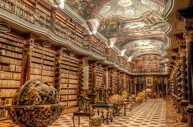 Gelmiş Geçmiş En Güzel Kütüphane: Çek Cumhuriyeti'ndeki Klementinum Kütüphanesi