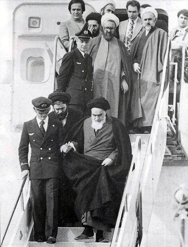 1. Tarih 1 Şubat 1979'u gösterdiğinde İran artık Şah dönemindeki İran olmayacaktı.