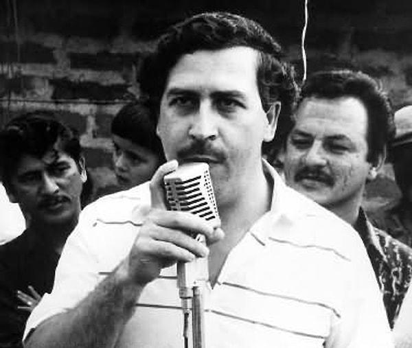 1. Kendi saltanatı boyunca, Escobar tahmini olarak her hafta 420 milyon dolar kazandı!