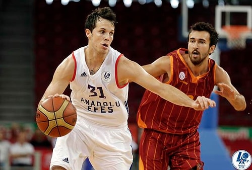 Anadolu Efes, Galatasaray'ı Rahat Geçti
