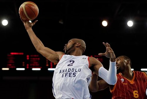 Anadolu Efes, Galatasaray'ı Rahat Geçti