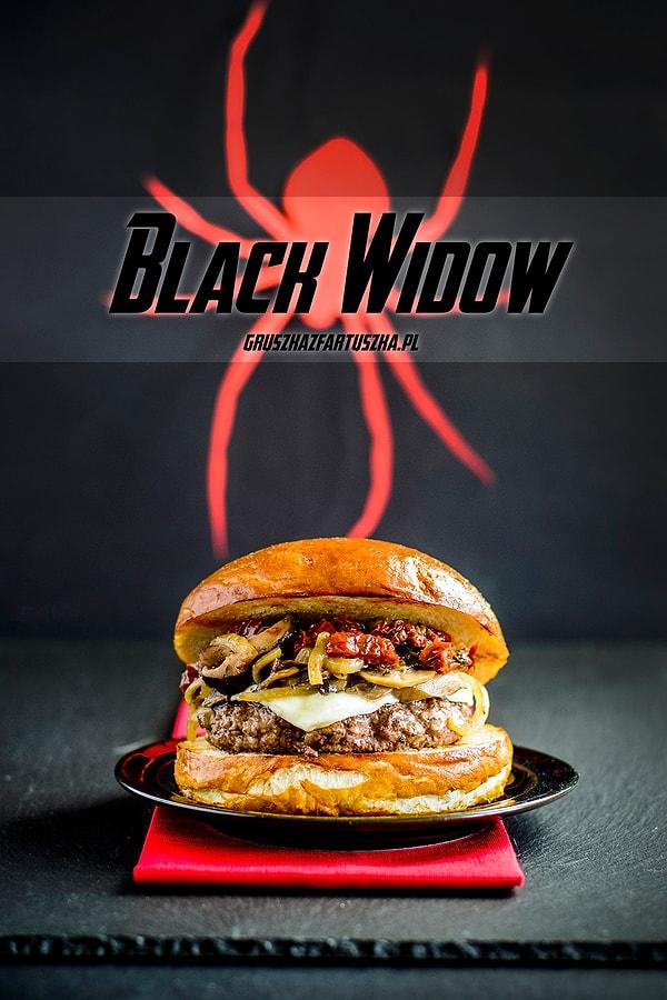9. Zehirsiz "Black Widow" burger.