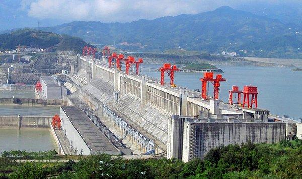 3. Three Gorges Barajı, Çin