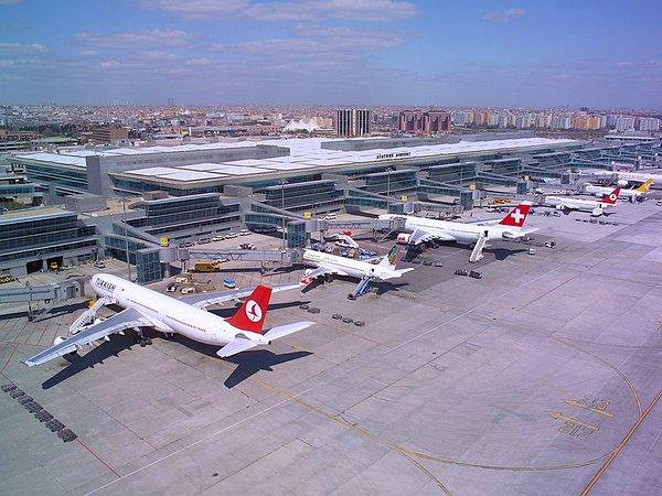 'Atatürk Havalimanı, yeni havalimanı devreye girdikten sonra bütünüyle ticari yolcu taşımacılığına kapatılacak'