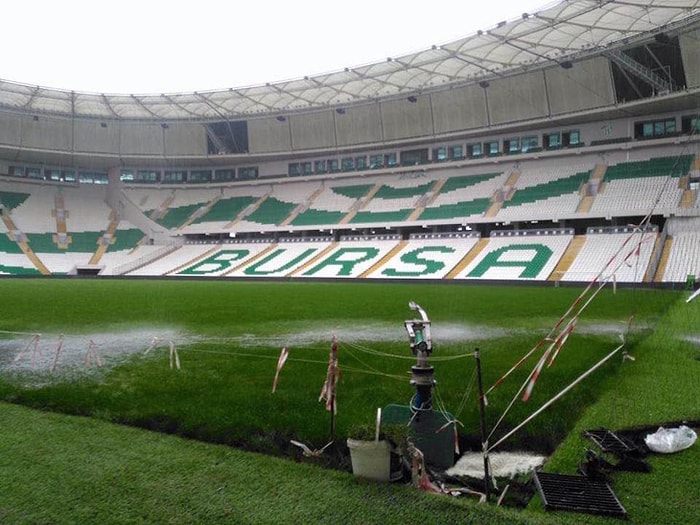 Kapaklar Açıldı, Göle Dönen Timsah Arena Kurtarıldı